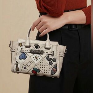 Coach Off White Leather Embellishment Swagger 27 Carryall Satchel